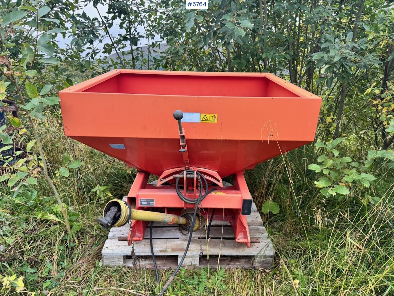 1999 Rauch MDS 81 Fertiliser Spreader - Distribuidor de fertilizantes: foto 2 1999 Rauch MDS 81 Fertiliser Spreader - Distribuidor de fertilizantes: foto 2