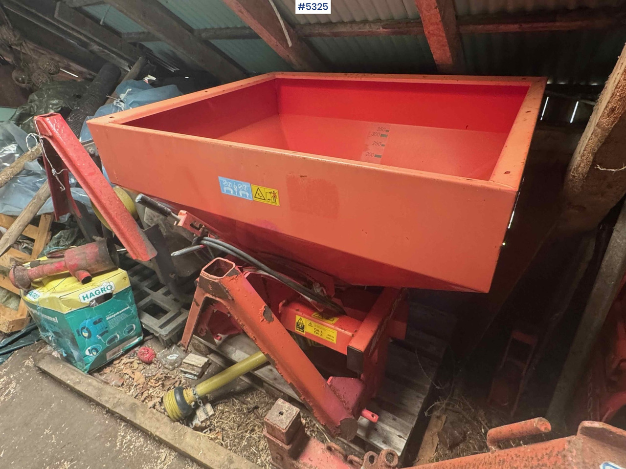 1999 Rauch MDS 81 fertilizer spreader - Distribuidor de fertilizantes: foto 5 1999 Rauch MDS 81 fertilizer spreader - Distribuidor de fertilizantes: foto 5