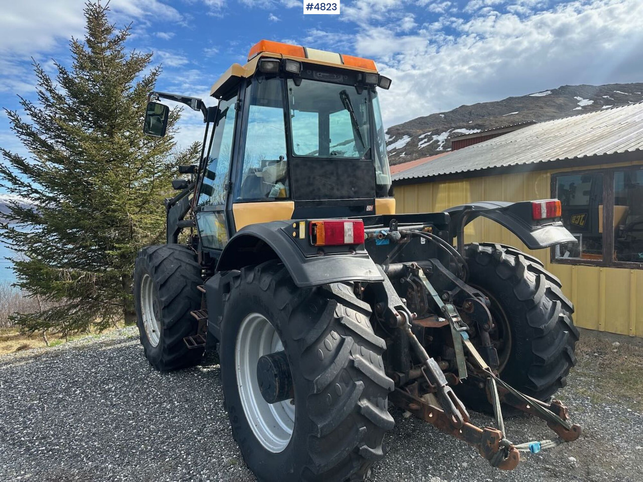 2000 JCB Fastrac 4x4 tractor w/ loader, 2 new tires, gravel bucket or snow bucket. WATCH VIDEO. - Trator: foto 3 2000 JCB Fastrac 4x4 tractor w/ loader, 2 new tires, gravel bucket or snow bucket. WATCH VIDEO. - Trator: foto 3