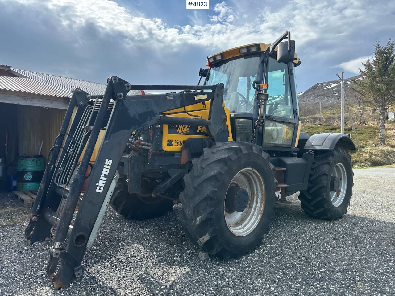 2000 JCB Fastrac 4x4 tractor w/ loader, 2 new tires, gravel bucket or snow bucket. WATCH VIDEO. - Trator: foto 1 2000 JCB Fastrac 4x4 tractor w/ loader, 2 new tires, gravel bucket or snow bucket. WATCH VIDEO. - Trator: foto 1
