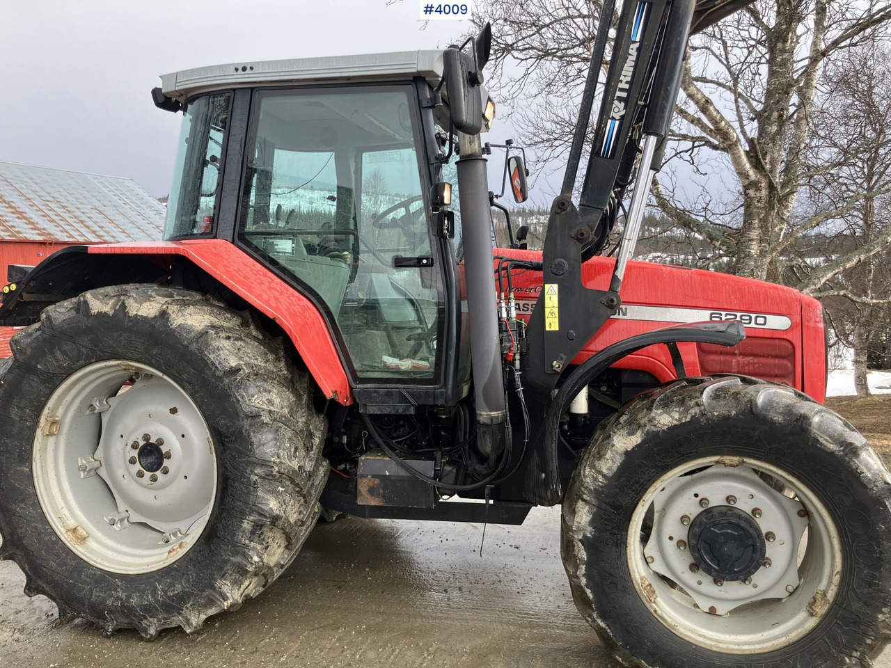 2001 Massey Ferguson 6290 4x4 w/ Trima 480 loader. WATCH VIDEO. - Trator: foto 1 2001 Massey Ferguson 6290 4x4 w/ Trima 480 loader. WATCH VIDEO. - Trator: foto 1