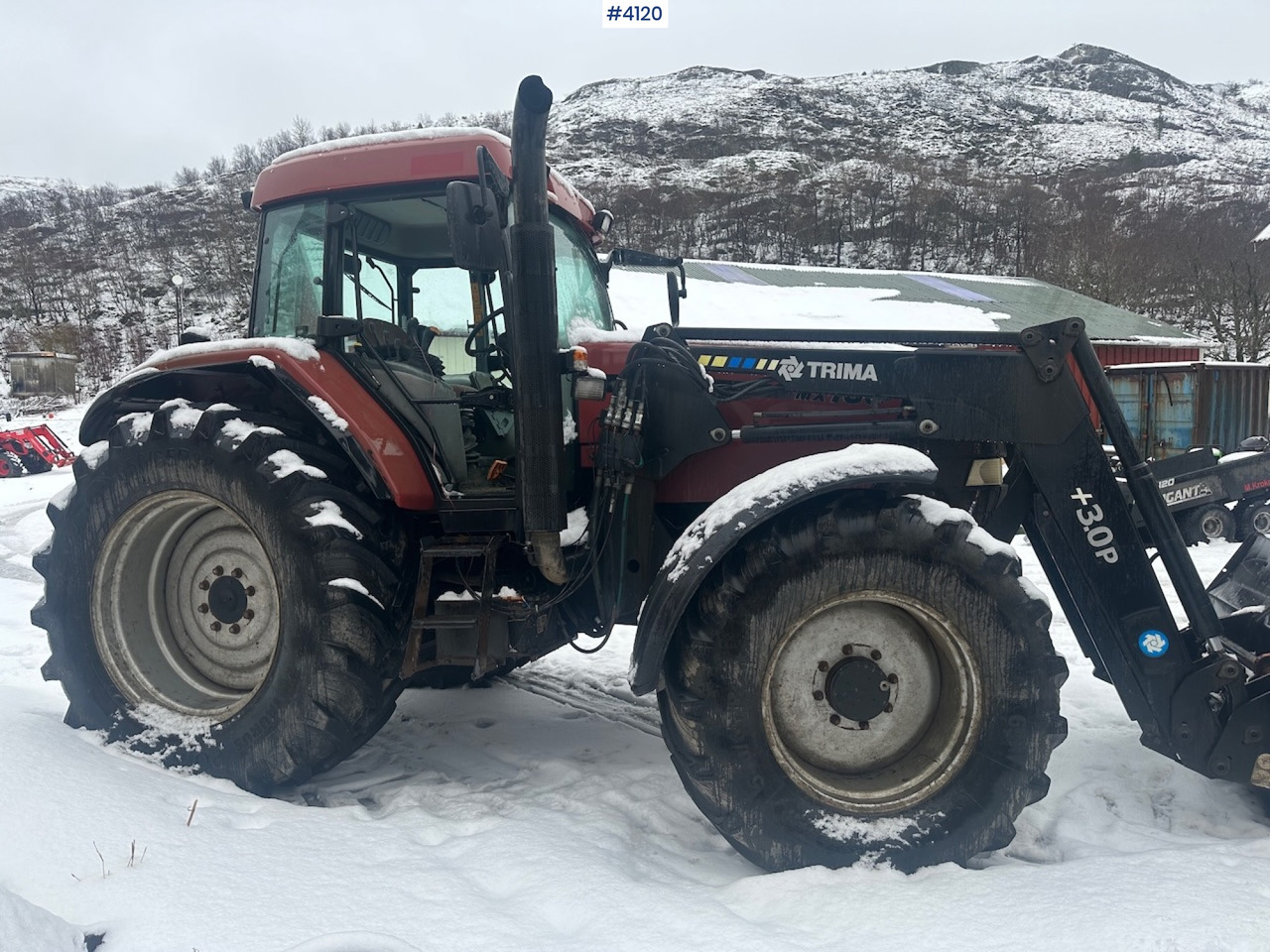 2002 CASE MX 135 MAXXUM 4x4 tractor with front loader. - Trator: foto 1 2002 CASE MX 135 MAXXUM 4x4 tractor with front loader. - Trator: foto 1
