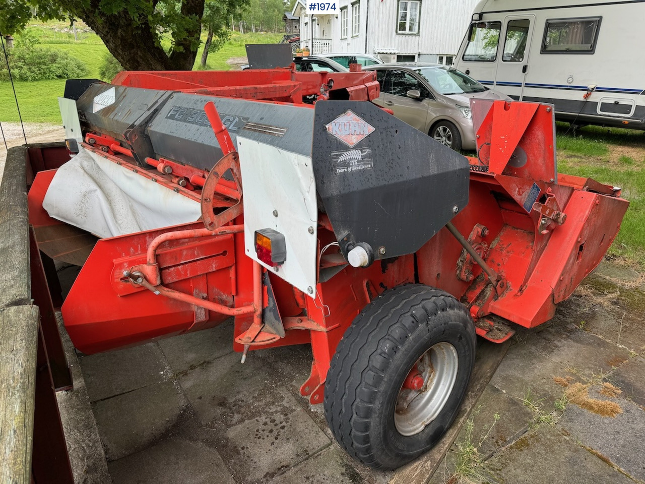 2004 Kuhn FC 303 GL Trailed Mower - Máquina para produção de feno: foto 4 2004 Kuhn FC 303 GL Trailed Mower - Máquina para produção de feno: foto 4