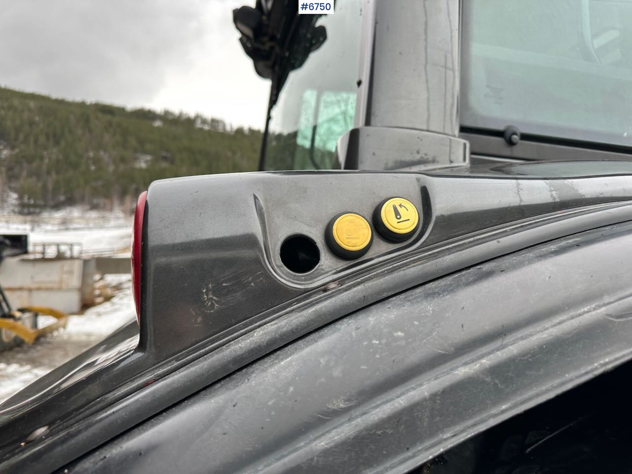 Trator 2006 Valtra T190 4x4 w/ Front loader and new gearbox! SEE VIDEO.: foto 25