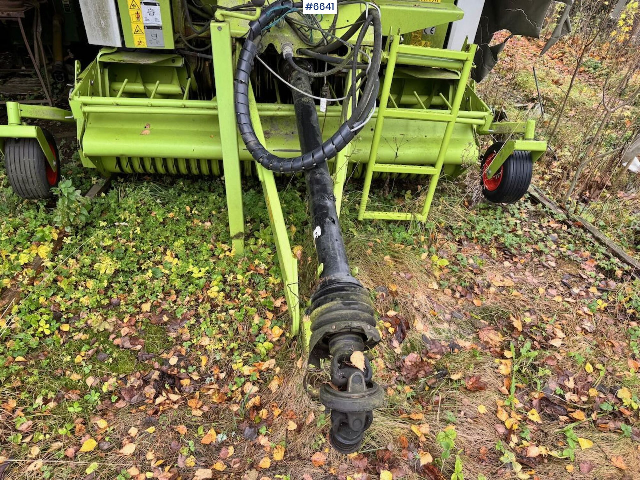 2007 Claas Rollant 255 Toto Cut Kombipresse - Máquina para produção de feno: foto 4 2007 Claas Rollant 255 Toto Cut Kombipresse - Máquina para produção de feno: foto 4