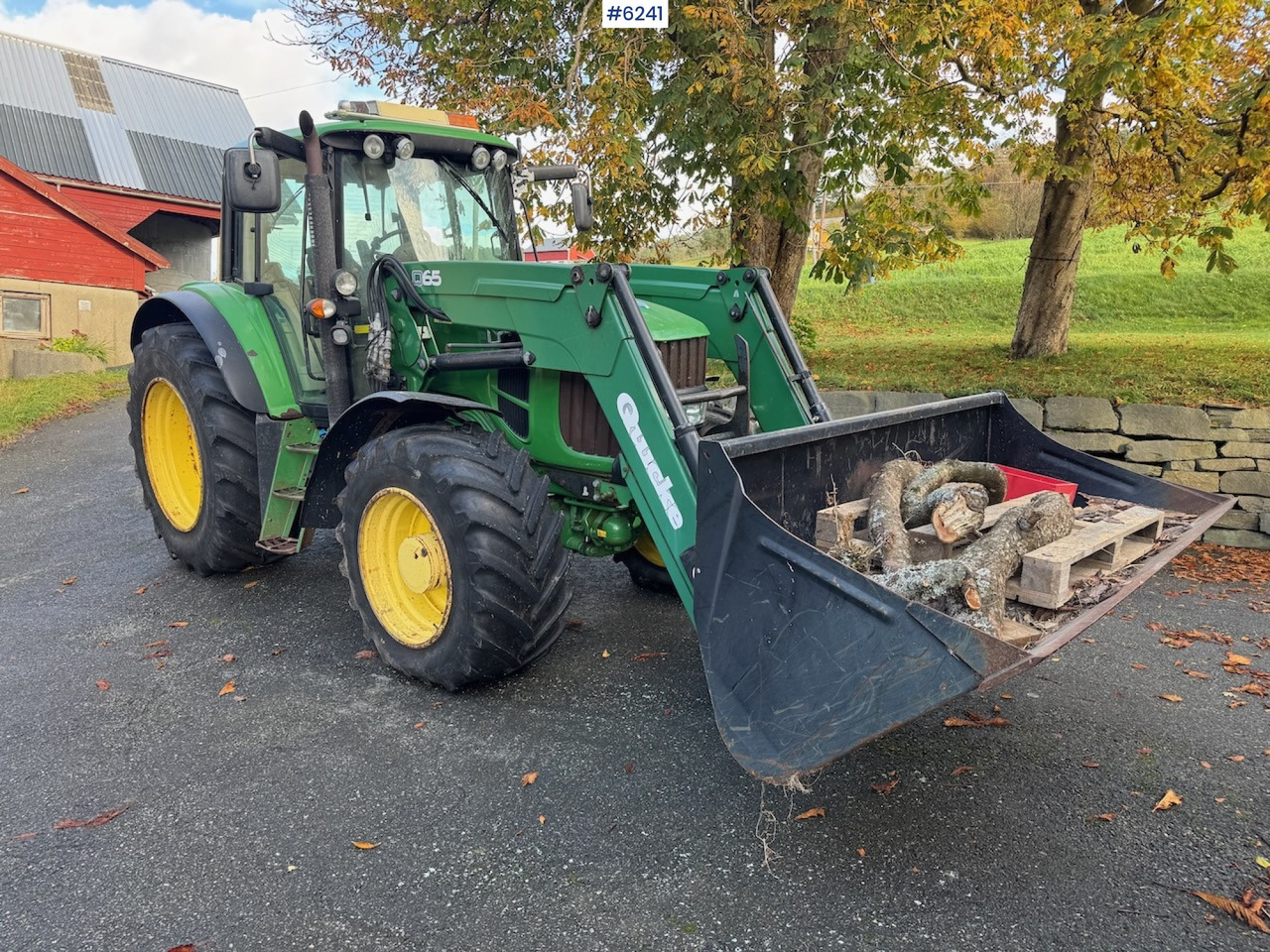 2007 John Deere 6530 w/ AutoPower and front loader. - Trator: foto 1 2007 John Deere 6530 w/ AutoPower and front loader. - Trator: foto 1