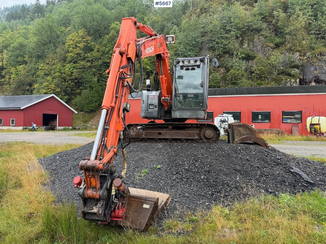 2011 Hitachi ZX 85 US-3 w/rotor tilt and buckets - Escavadeira: foto 1 2011 Hitachi ZX 85 US-3 w/rotor tilt and buckets - Escavadeira: foto 1