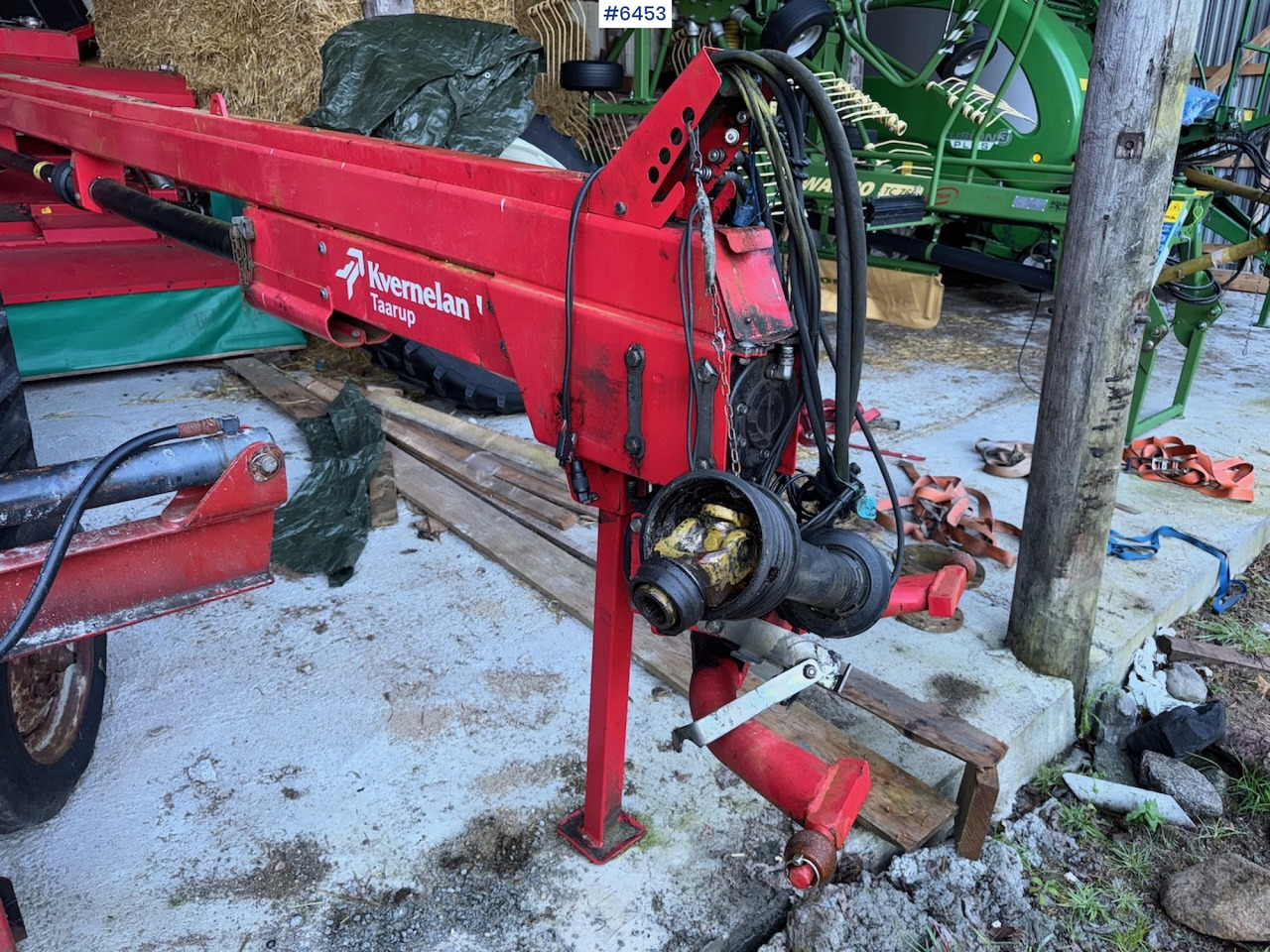 2011 Kverneland Taarup 4332 CT w/ BX Assembly belt - Máquina para produção de feno: foto 5 2011 Kverneland Taarup 4332 CT w/ BX Assembly belt - Máquina para produção de feno: foto 5