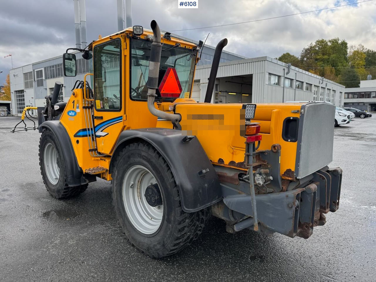 2011 Wille 655C w/ flushing unit, sweeping unit, 2 buckets and pallet fork - Carregadeira de rodas: foto 3 2011 Wille 655C w/ flushing unit, sweeping unit, 2 buckets and pallet fork - Carregadeira de rodas: foto 3
