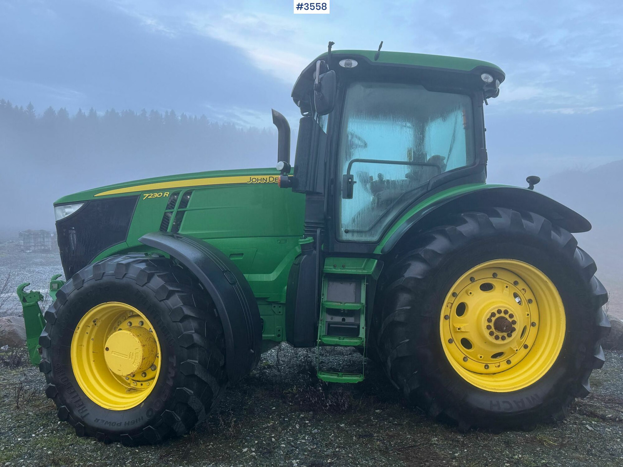 2012 John Deere 7230R w/ GPS and 3 hydraulic outlets! - Trator: foto 5 2012 John Deere 7230R w/ GPS and 3 hydraulic outlets! - Trator: foto 5