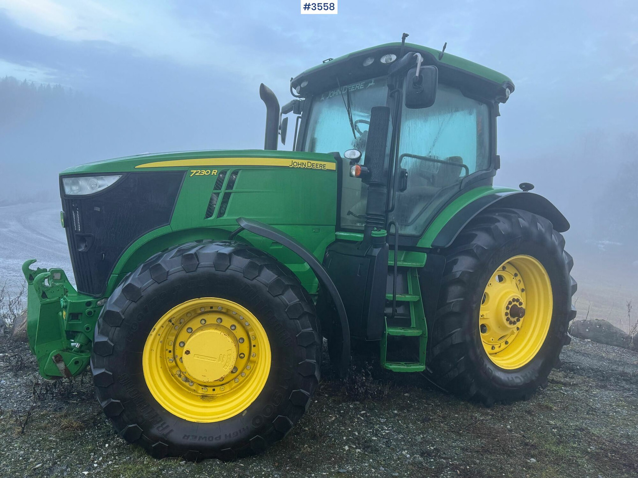 2012 John Deere 7230R w/ GPS and 3 hydraulic outlets! - Trator: foto 1 2012 John Deere 7230R w/ GPS and 3 hydraulic outlets! - Trator: foto 1