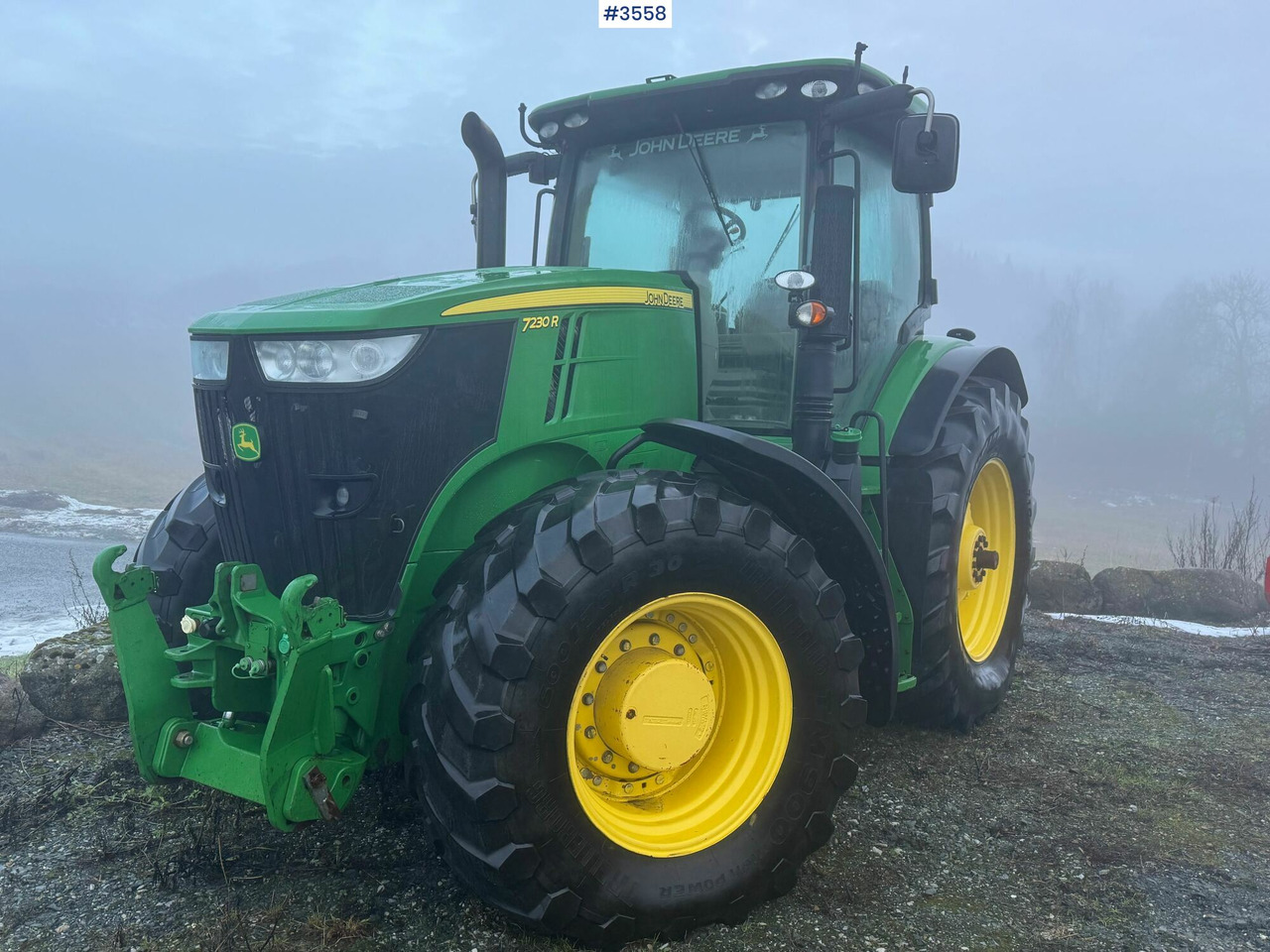 2012 John Deere 7230R w/ GPS and 3 hydraulic outlets! - Trator: foto 3 2012 John Deere 7230R w/ GPS and 3 hydraulic outlets! - Trator: foto 3