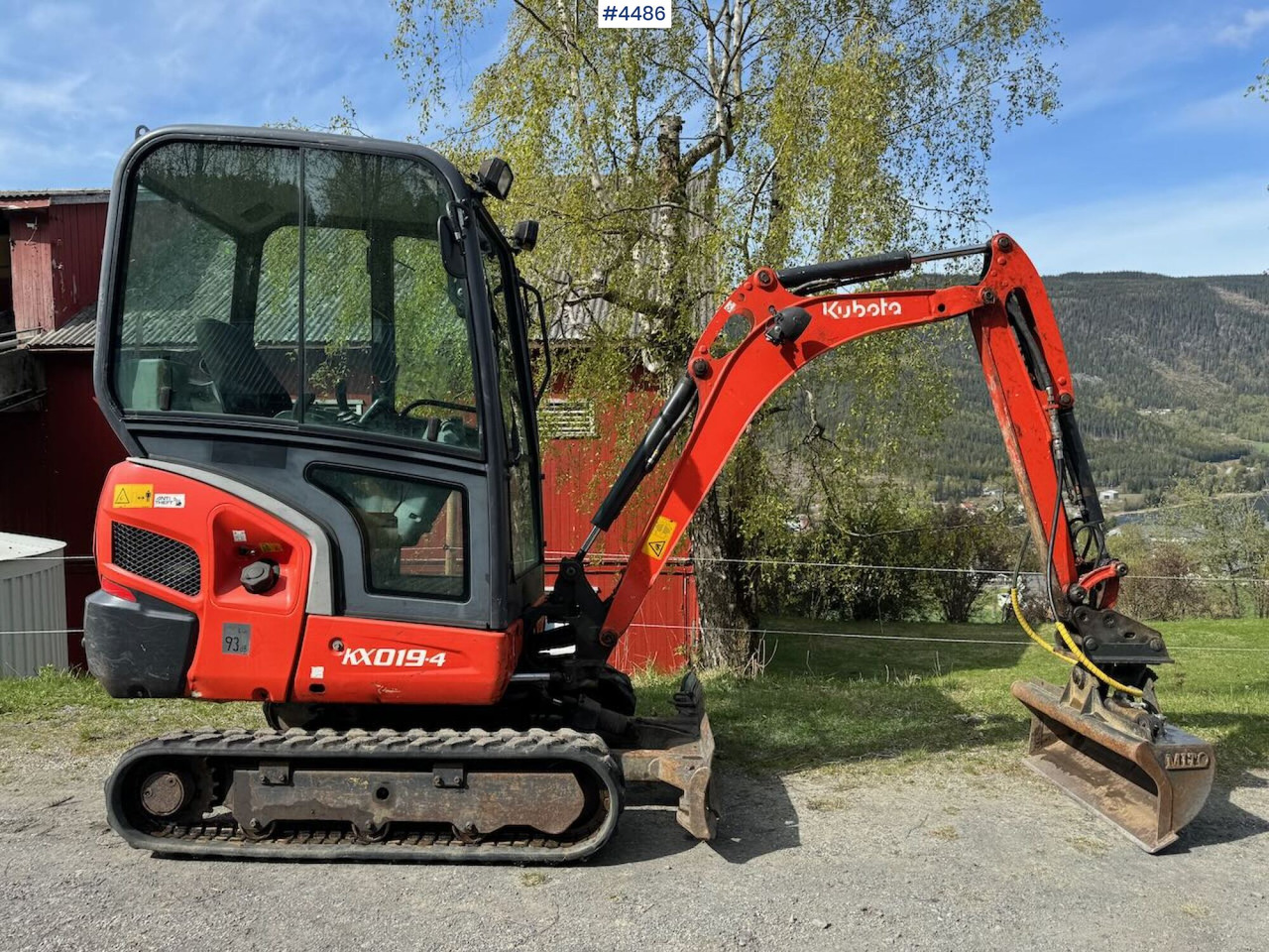 2014 Kubota KX019 Mini excavator with two buckets - Escavadeira: foto 1 2014 Kubota KX019 Mini excavator with two buckets - Escavadeira: foto 1
