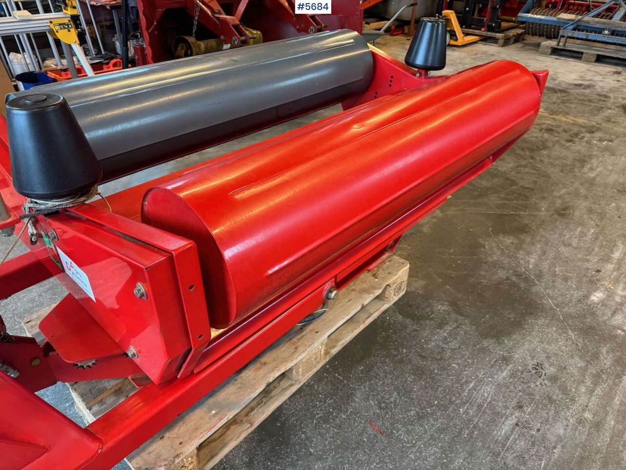 2014 Unia Famarol Fala L2 - Máquina para produção de feno: foto 4 2014 Unia Famarol Fala L2 - Máquina para produção de feno: foto 4