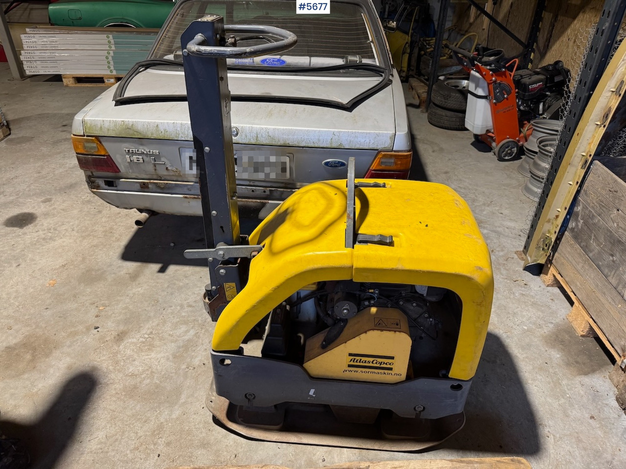 2015 Atlas Copco LG 400 Vibro Plate. - Placas vibratórias: foto 2 2015 Atlas Copco LG 400 Vibro Plate. - Placas vibratórias: foto 2