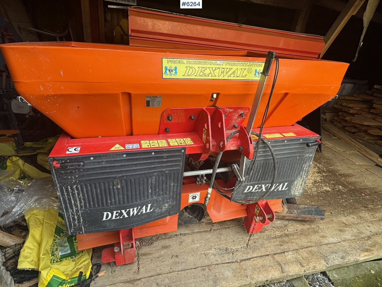 2015 Dexwal Tornado fertilizer spreader - Distribuidor de fertilizantes: foto 5 2015 Dexwal Tornado fertilizer spreader - Distribuidor de fertilizantes: foto 5