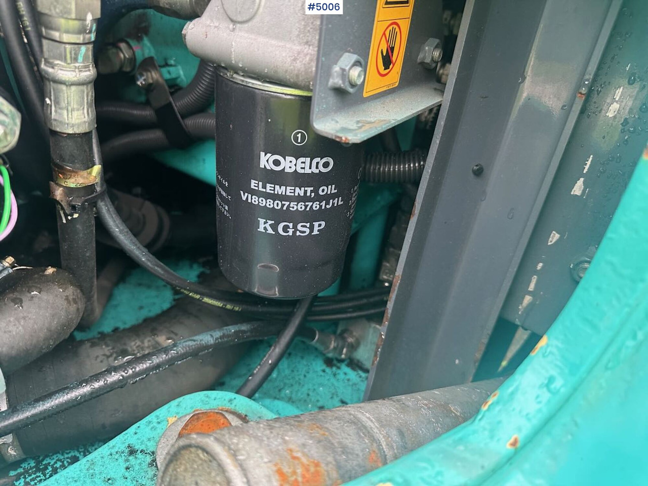 Escavadeira 2016 Kobelco SK75SR-3E excavator w/ 2 buckets, rototilt and factory new engine: foto 30