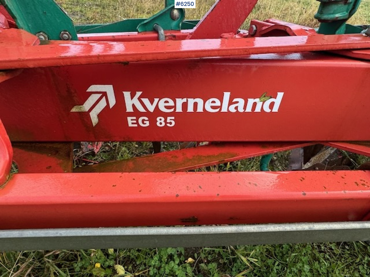 Maquina para lavrar a terra 2017 Kverneland EG 5-coil reversible plow w/ new coulters and extra equipment!: foto 13 Maquina para lavrar a terra 2017 Kverneland EG 5-coil reversible plow w/ new coulters and extra equipment!: foto 13