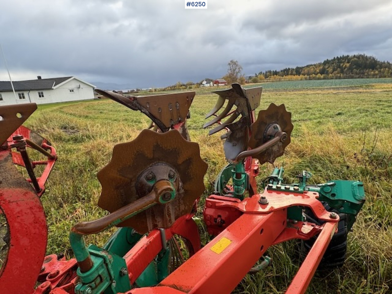 Maquina para lavrar a terra 2017 Kverneland EG 5-coil reversible plow w/ new coulters and extra equipment!: foto 16 Maquina para lavrar a terra 2017 Kverneland EG 5-coil reversible plow w/ new coulters and extra equipment!: foto 16