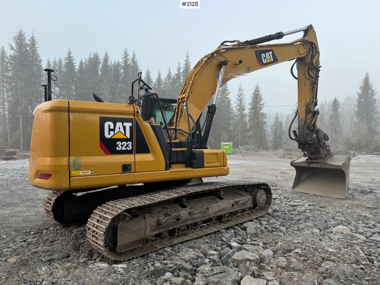 2018 Cat 323-07 with rototilt, grading bucket, and digging bucket - Escavadeira: foto 2 2018 Cat 323-07 with rototilt, grading bucket, and digging bucket - Escavadeira: foto 2