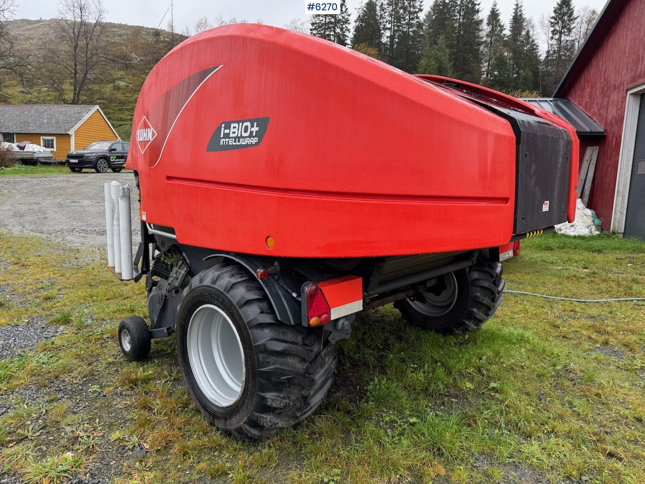 2018 Kuhn Bio+ Intelliwrap - Máquina para produção de feno: foto 5 2018 Kuhn Bio+ Intelliwrap - Máquina para produção de feno: foto 5
