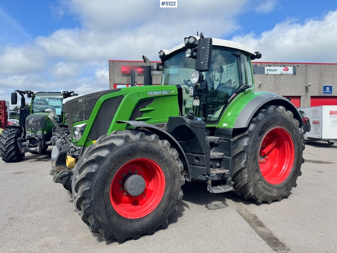 2019 Fendt 828 Vario w/ Front hydraulics and Front PTO. - Trator: foto 1 2019 Fendt 828 Vario w/ Front hydraulics and Front PTO. - Trator: foto 1