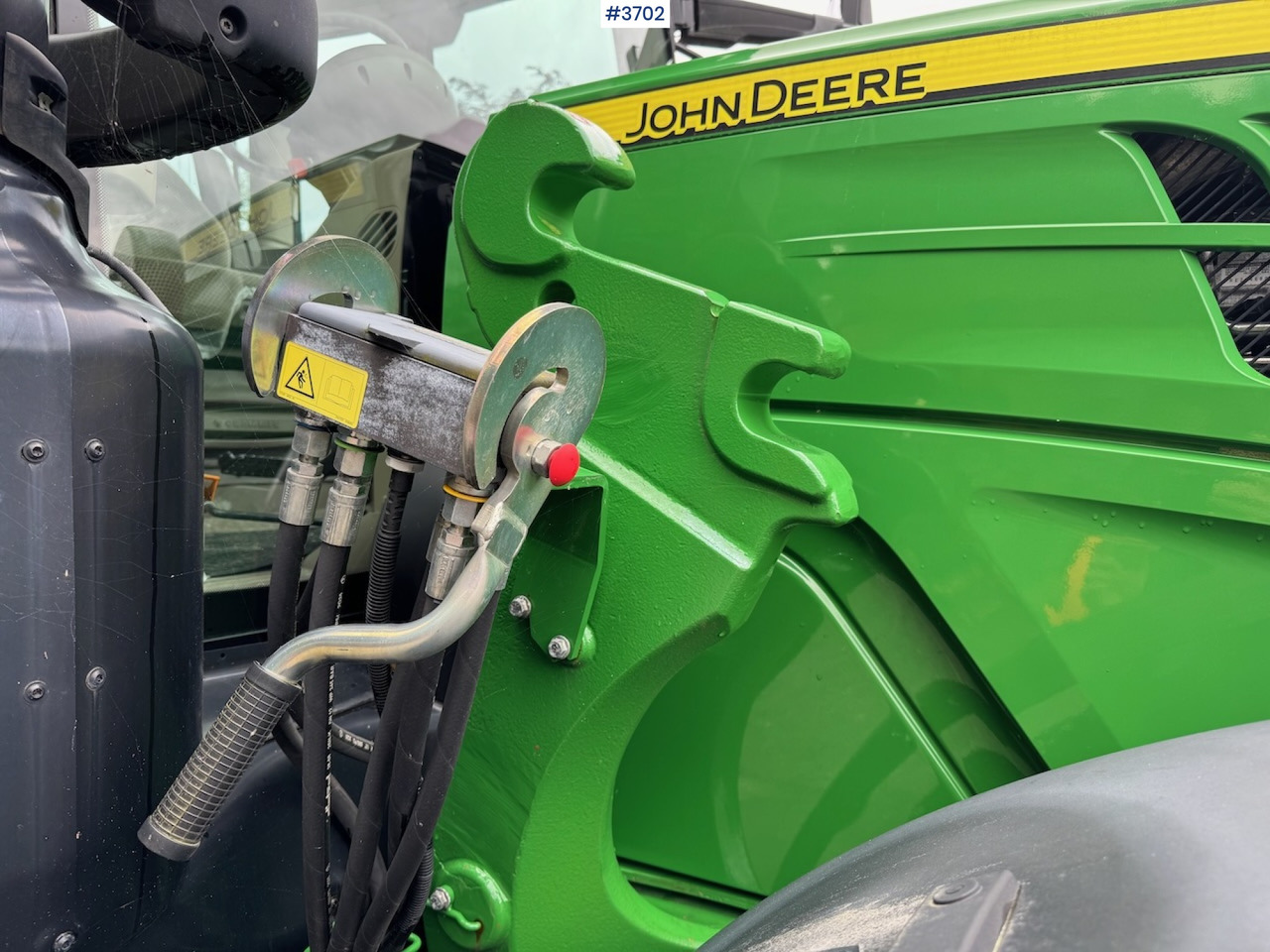 2021 John Deere 6155R w/ front hydraulics and PTO, only 770 hours! - Trator: foto 5 2021 John Deere 6155R w/ front hydraulics and PTO, only 770 hours! - Trator: foto 5