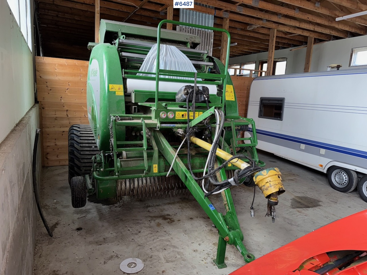2021 McHale F5600 Plus w/ Camless Pick-Up and 710 Tires. - Máquina para produção de feno: foto 3 2021 McHale F5600 Plus w/ Camless Pick-Up and 710 Tires. - Máquina para produção de feno: foto 3