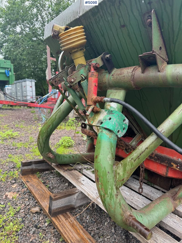 Amazone ZA-F 803 Repair object - Distribuidor de fertilizantes: foto 4 Amazone ZA-F 803 Repair object - Distribuidor de fertilizantes: foto 4