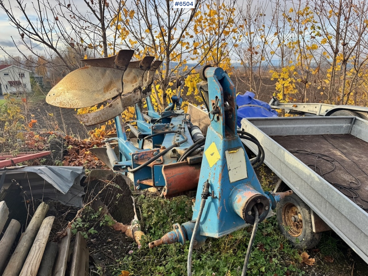 Approx. 1995 Øverum 3-furrow reversible plough - Maquina para lavrar a terra: foto 1 Approx. 1995 Øverum 3-furrow reversible plough - Maquina para lavrar a terra: foto 1