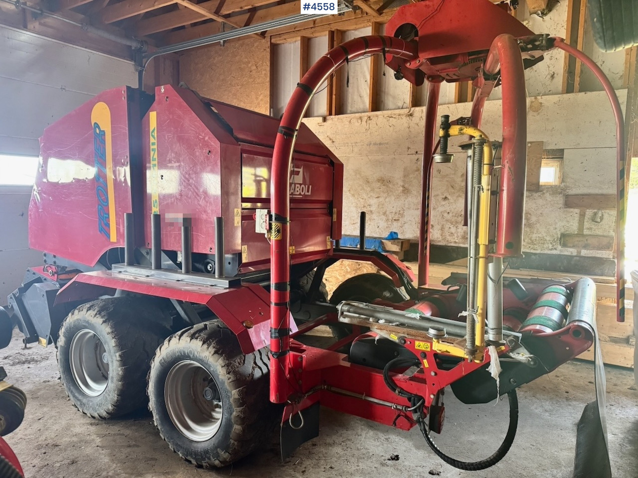 Approx. 2010 FeraBoli Omnia 125 Round Baler - Máquina para produção de feno: foto 5 Approx. 2010 FeraBoli Omnia 125 Round Baler - Máquina para produção de feno: foto 5