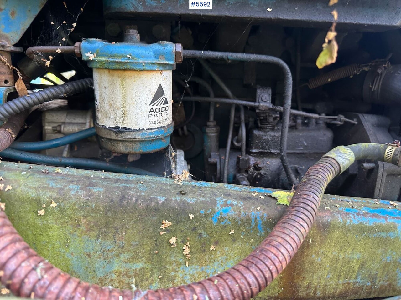 Circa 1974 Ford 4000 tractor w/ front loader and excavator. REP.OBJECT - Trator: foto 4 Circa 1974 Ford 4000 tractor w/ front loader and excavator. REP.OBJECT - Trator: foto 4