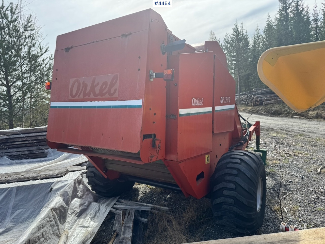 Circa 1994 Orkel GP1202 Round Baler - Máquina para produção de feno: foto 4 Circa 1994 Orkel GP1202 Round Baler - Máquina para produção de feno: foto 4