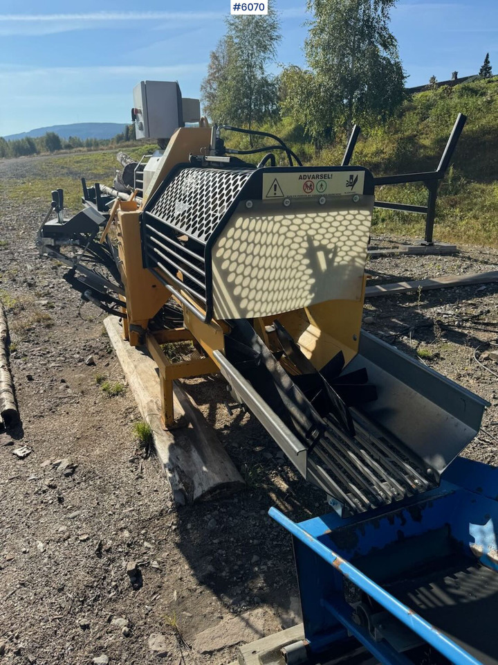 2010 Kisaved Kubik firewood processor with log table and conveyor belt. - Equipamento florestal: foto 5 2010 Kisaved Kubik firewood processor with log table and conveyor belt. - Equipamento florestal: foto 5