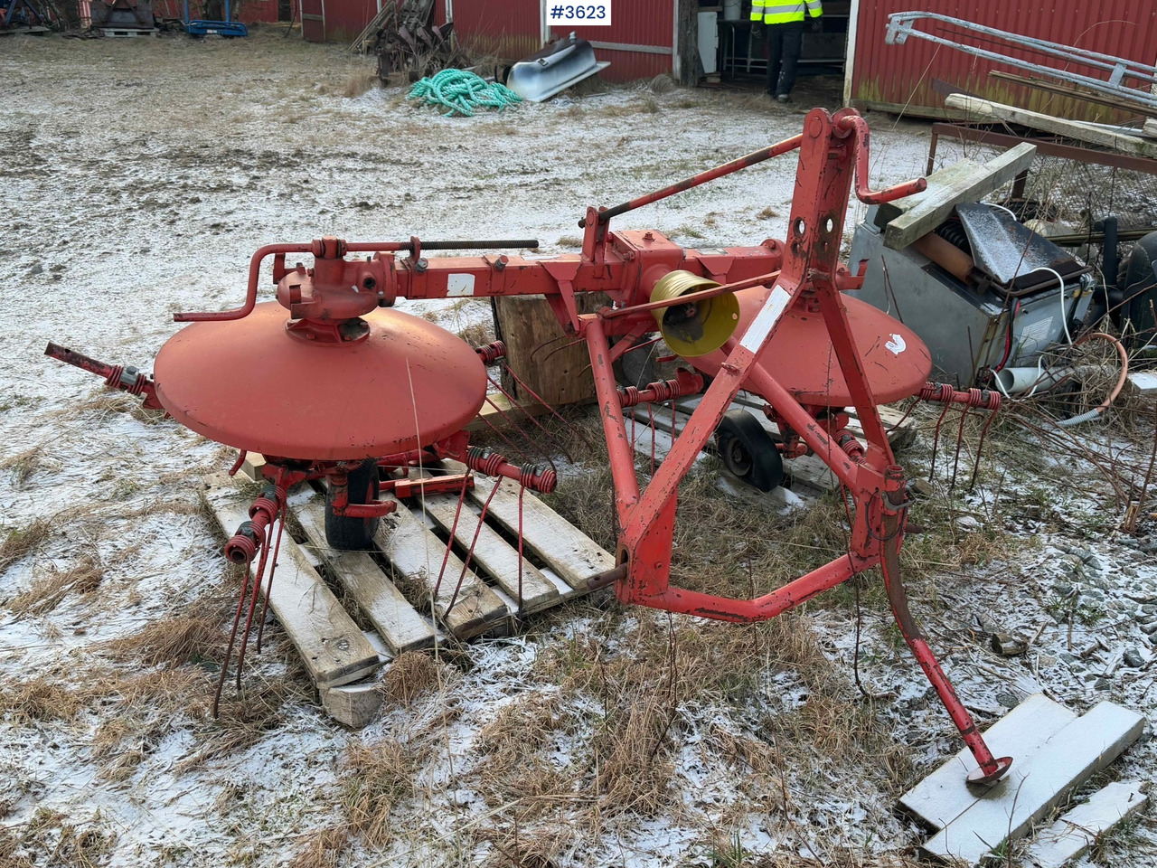 Fella UH320D rake - Ancinho enleirador: foto 4 Fella UH320D rake - Ancinho enleirador: foto 4