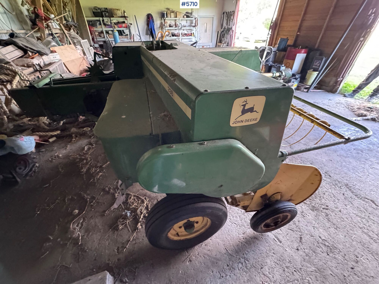 Locação de  John Deere 336 Square baler. John Deere 336 Square baler.: foto 6