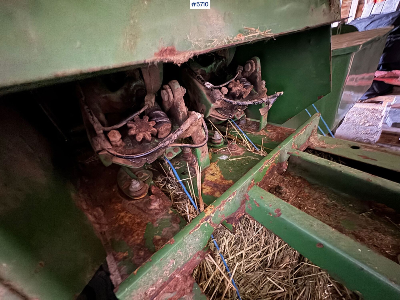 Locação de  John Deere 336 Square baler. John Deere 336 Square baler.: foto 20