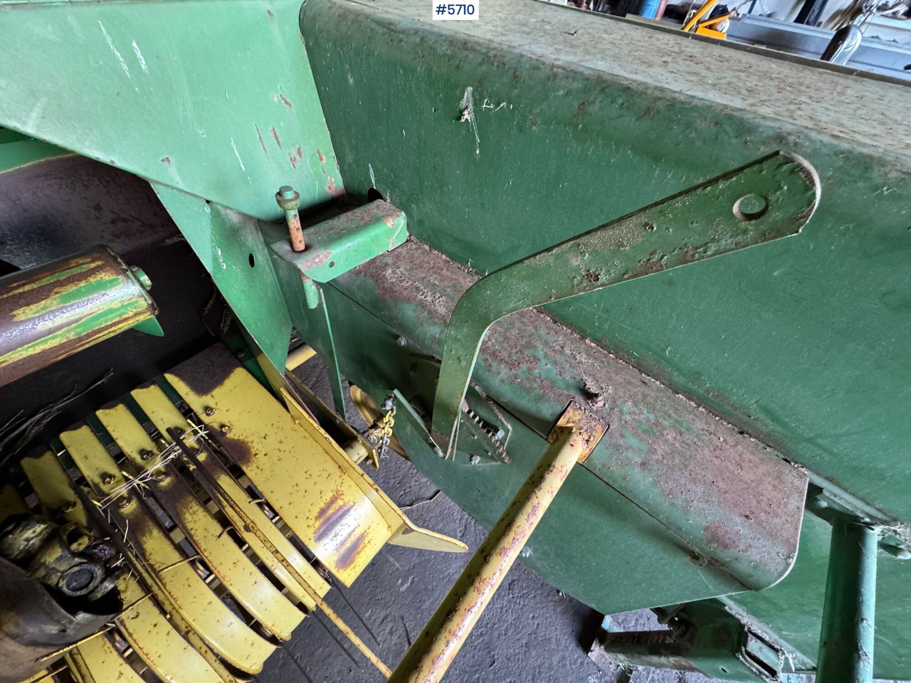 Locação de  John Deere 336 Square baler. John Deere 336 Square baler.: foto 13