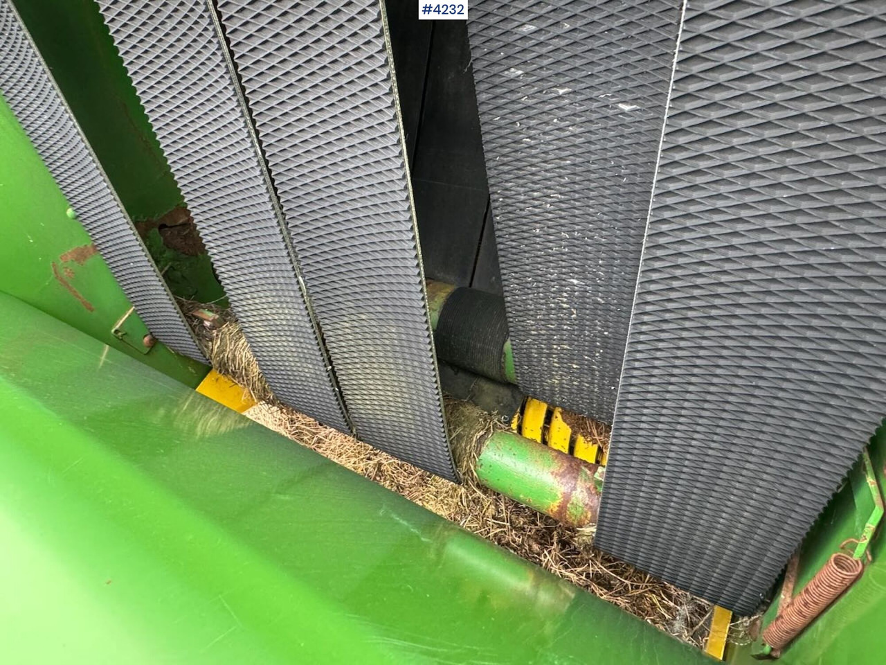 Locação de  John Deere 545 Round baler John Deere 545 Round baler: foto 12