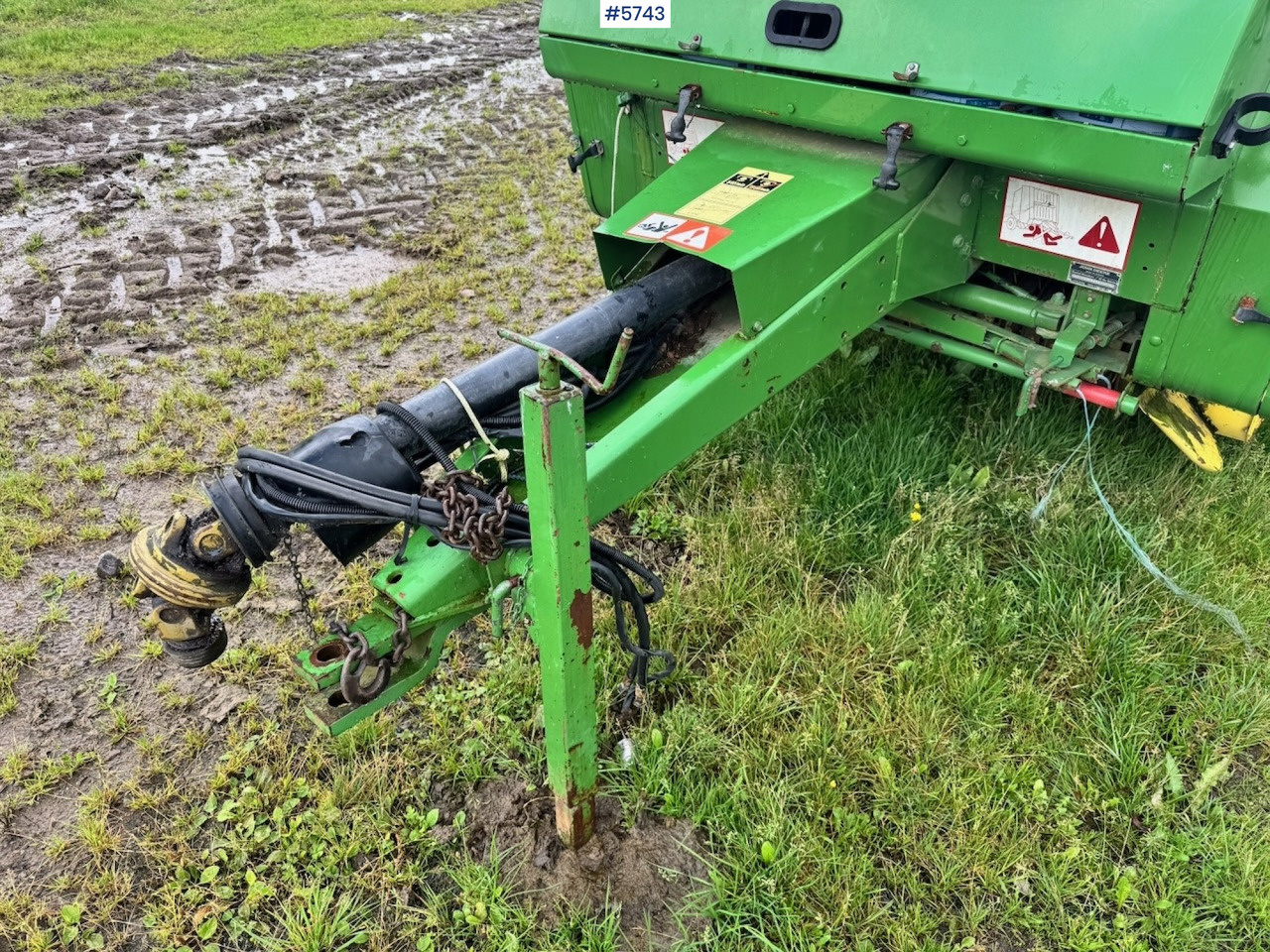 Máquina para produção de feno John Deere 550 Round Baler.: foto 18 Máquina para produção de feno John Deere 550 Round Baler.: foto 18