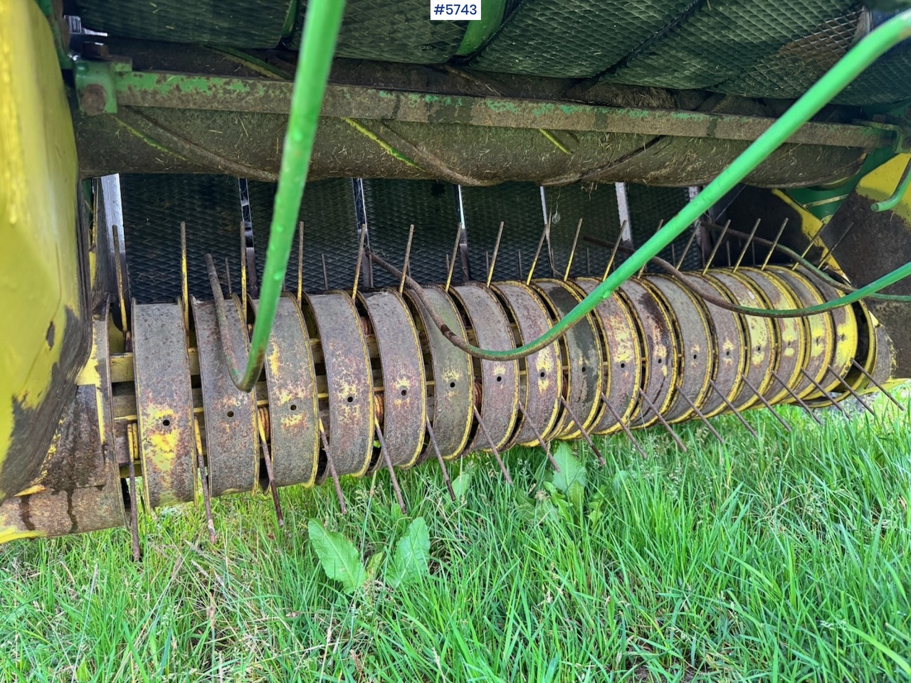 Máquina para produção de feno John Deere 550 Round Baler.: foto 15 Máquina para produção de feno John Deere 550 Round Baler.: foto 15