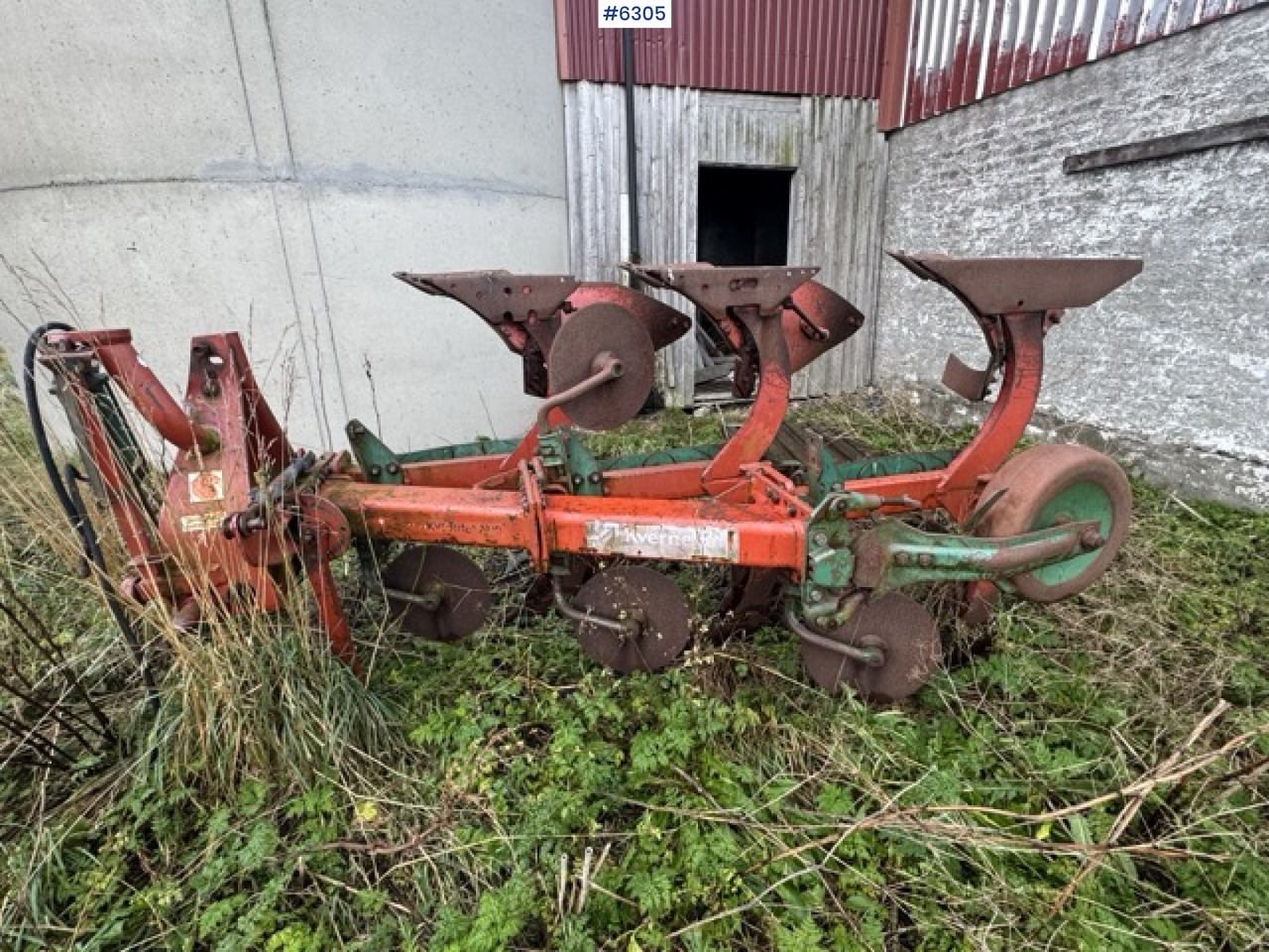 Kverneland 3-furrow reversible plough - Maquina para lavrar a terra: foto 4 Kverneland 3-furrow reversible plough - Maquina para lavrar a terra: foto 4