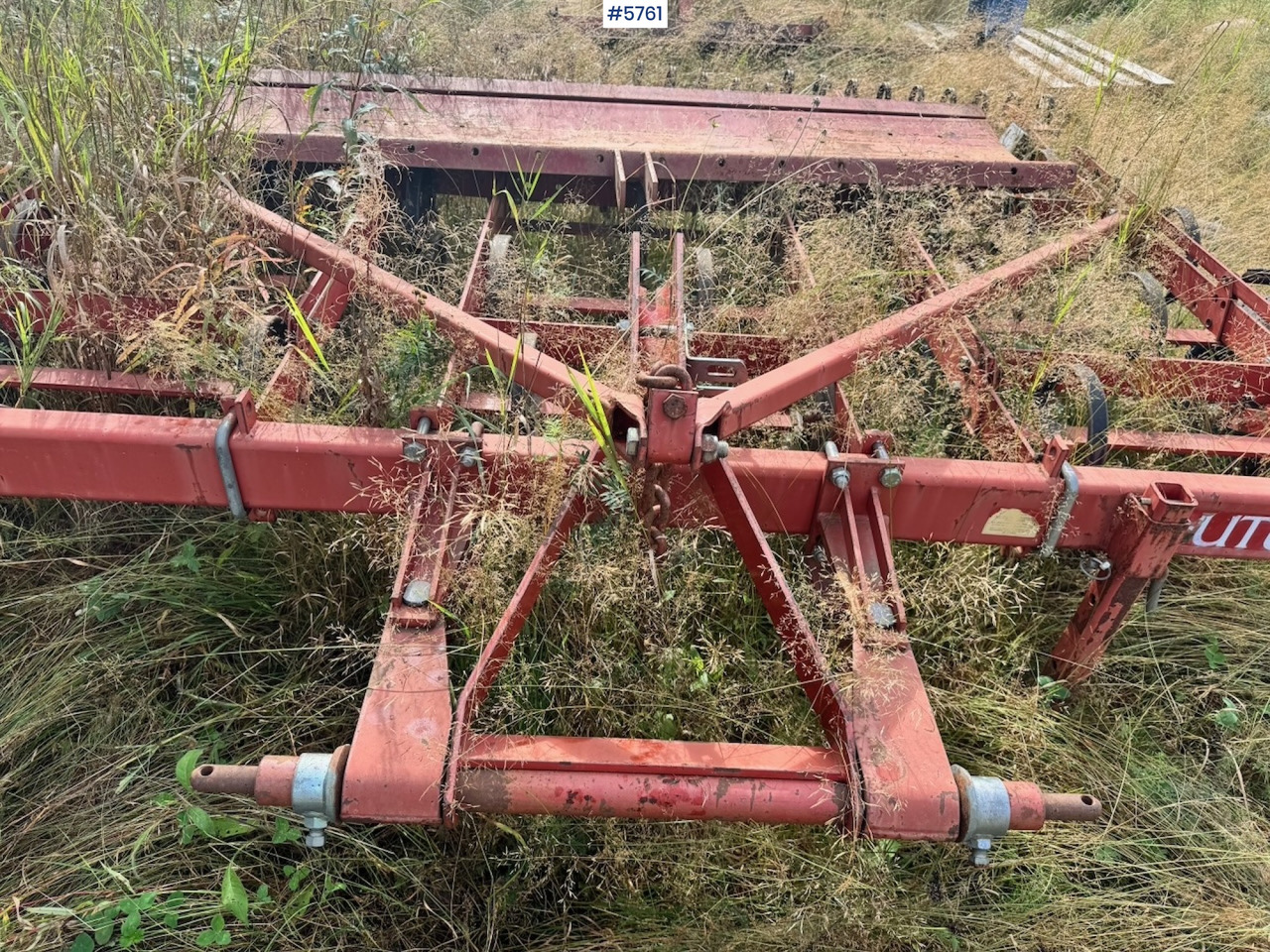 Kverneland Futura Harrow. - Maquina para lavrar a terra: foto 2 Kverneland Futura Harrow. - Maquina para lavrar a terra: foto 2