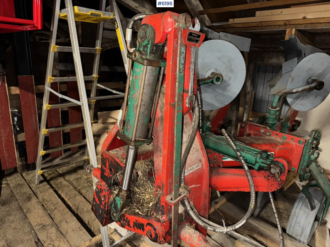 Kverneland Mod. E 3 2-furrow reversible plough. - Maquina para lavrar a terra: foto 5 Kverneland Mod. E 3 2-furrow reversible plough. - Maquina para lavrar a terra: foto 5