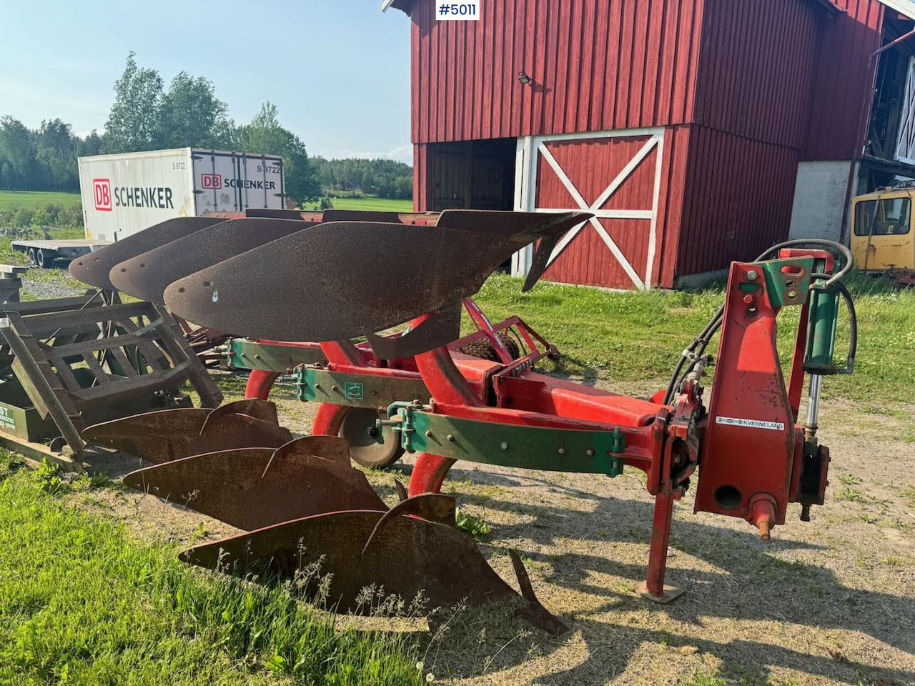 Kverneland Mod. E 3-blade reversible plough - Maquina para lavrar a terra: foto 3 Kverneland Mod. E 3-blade reversible plough - Maquina para lavrar a terra: foto 3