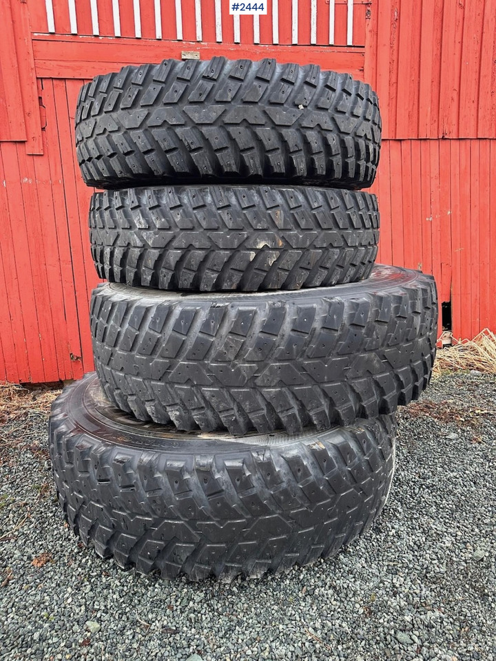 Nokian TRI2 wheelset from Fendt 936 - Roda completa de Máquina agrícola: foto 3 Nokian TRI2 wheelset from Fendt 936 - Roda completa de Máquina agrícola: foto 3