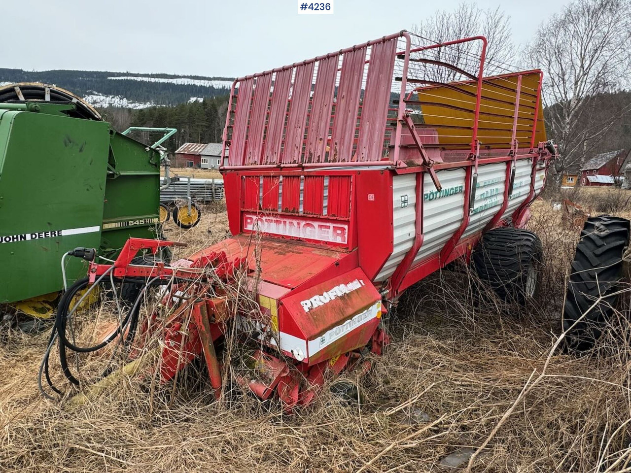 Pottinger 514 MUE Forage wagon - Máquina para produção de feno: foto 4 Pottinger 514 MUE Forage wagon - Máquina para produção de feno: foto 4