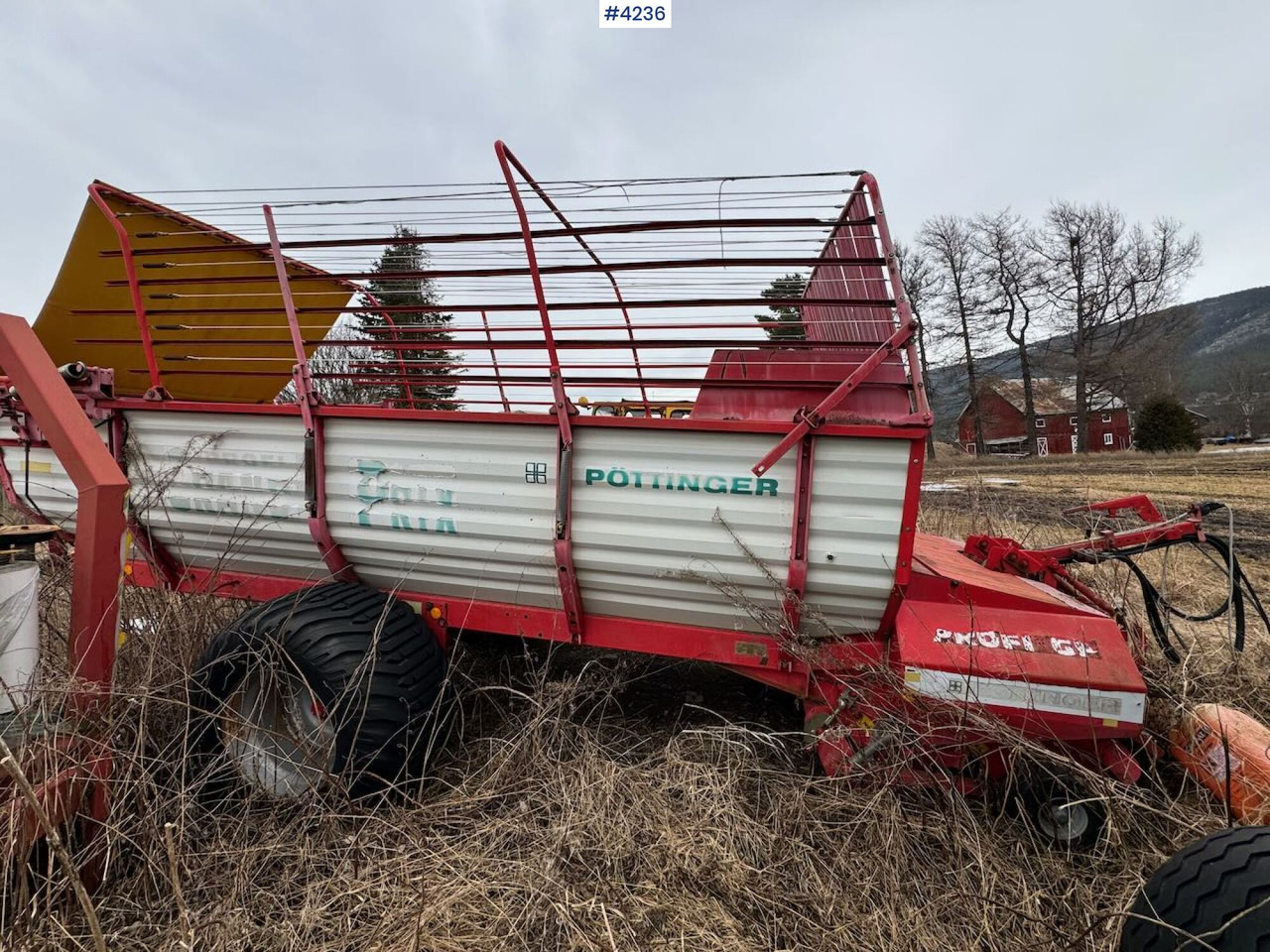 Pottinger 514 MUE Forage wagon - Máquina para produção de feno: foto 5 Pottinger 514 MUE Forage wagon - Máquina para produção de feno: foto 5