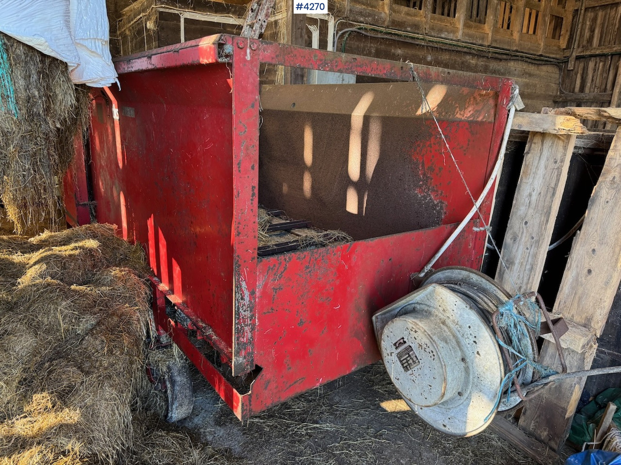 TKS V-130 Forage swather - Equipamento de gado: foto 3 TKS V-130 Forage swather - Equipamento de gado: foto 3