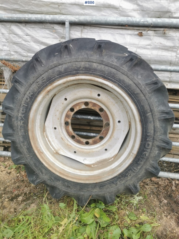 Wheel set on Deutz-Fahr 3.60 - Roda completa de Máquina agrícola: foto 5 Wheel set on Deutz-Fahr 3.60 - Roda completa de Máquina agrícola: foto 5